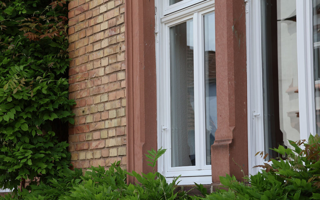 Fenster lackiert weiß Altbau